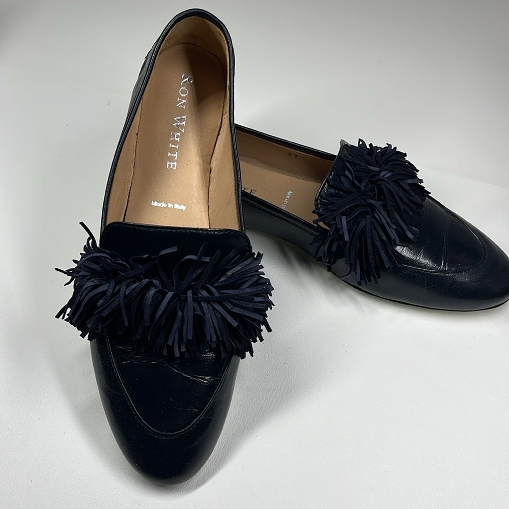 Ron White Navy Loafer Landrey New in Box Leather with Suede Pom Size 6.5